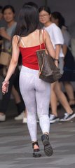 LoveandLustontheBeach完整版未删减